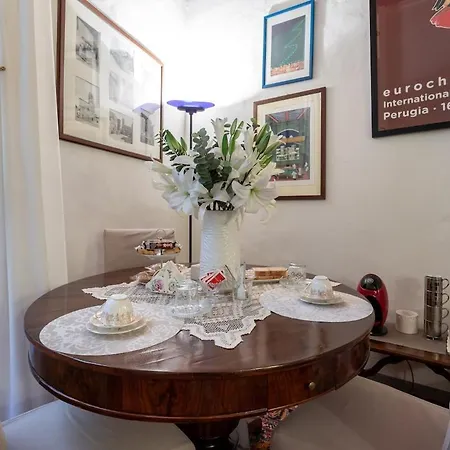 Apartment La Stanza Dei Gigli - Centro Storico *